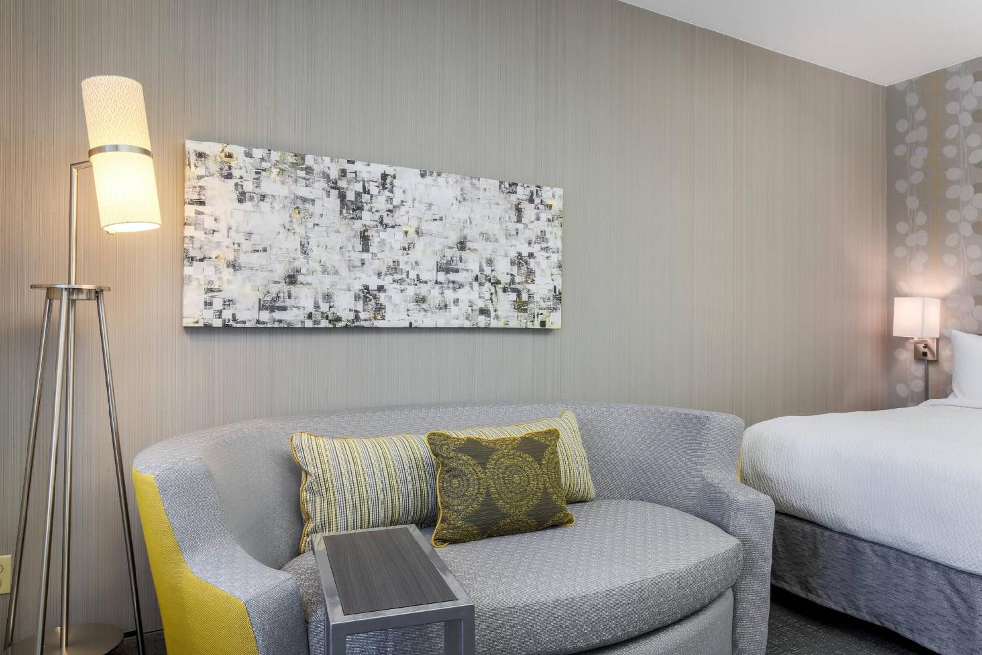 Courtyard By Marriott Roseville Galleria Mall/Creekside Ridge Drive Exterior foto